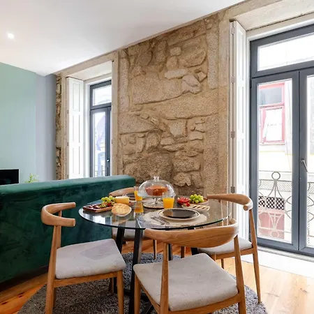 Bright Cozy & By Hostwise Porto