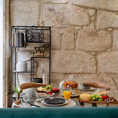 Bright Cozy & By Hostwise Appartement Porto